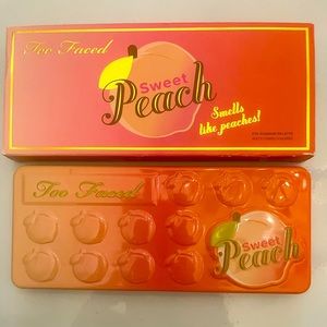 TOO FACED SWEET PEACH EYESHADOW PALLET NIB